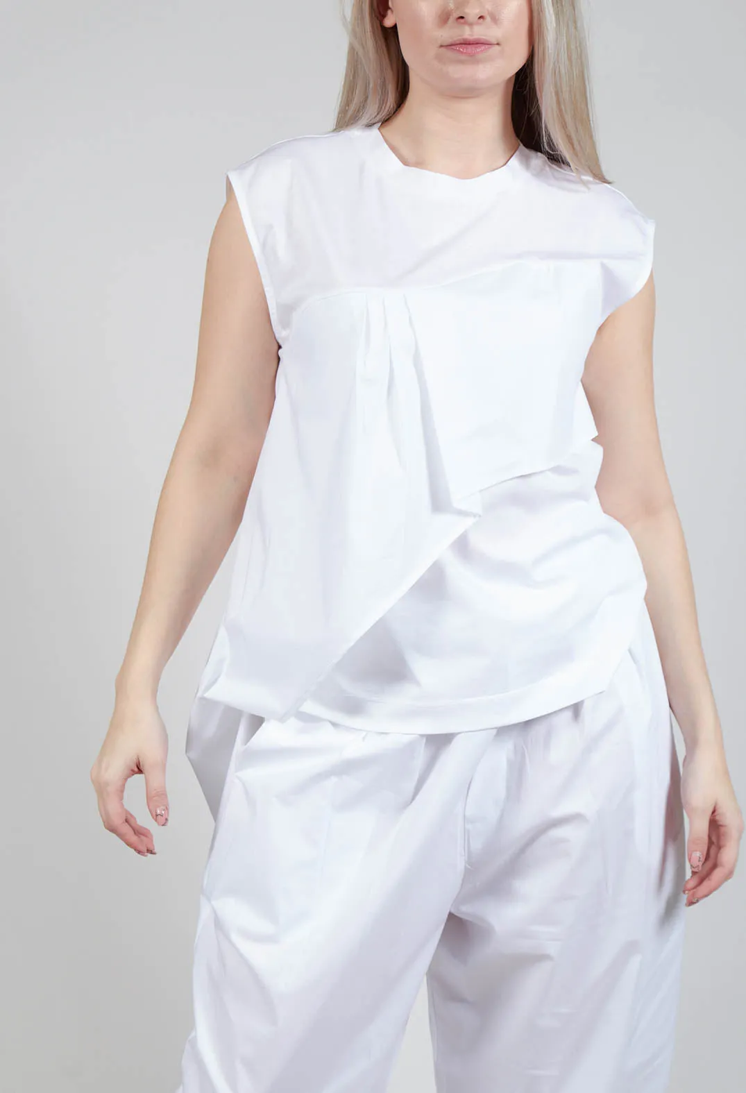 Asymmetric Cut Top in White