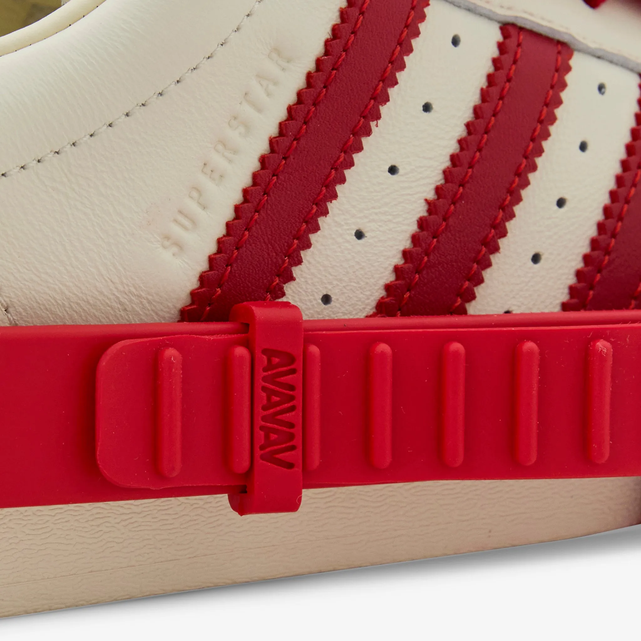 Avavav x Women's Superfinger Superstar Better Scarlet | Cream White | Better Scarlet