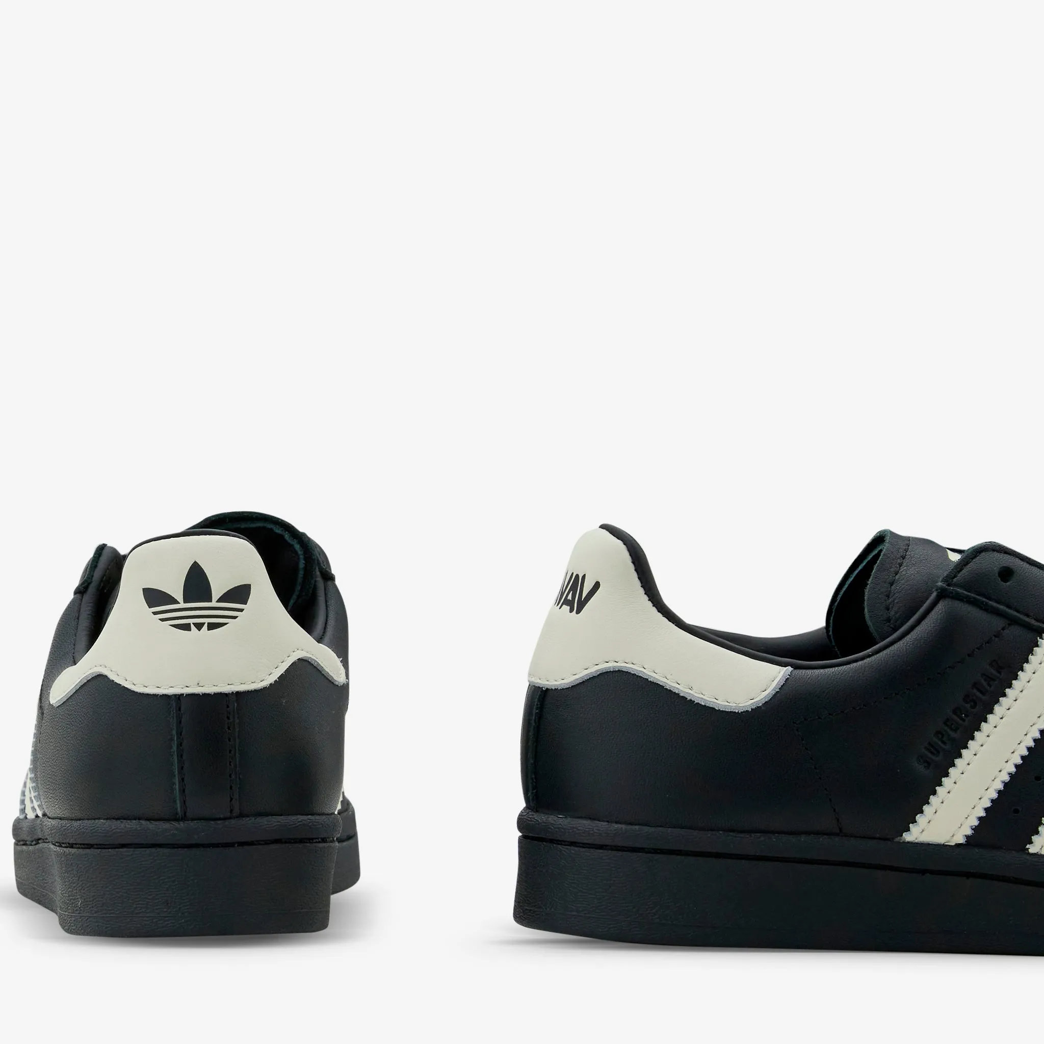 Avavav x Women's Superfinger Superstar Core Black | Cream White | Core Black