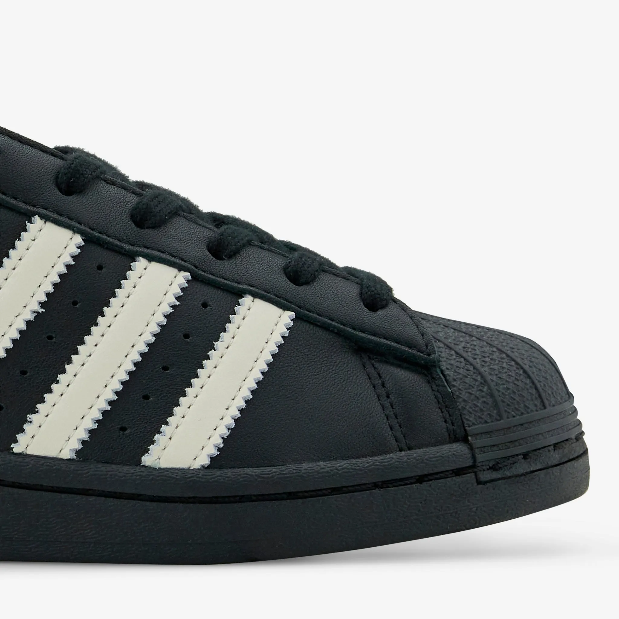 Avavav x Women's Superfinger Superstar Core Black | Cream White | Core Black