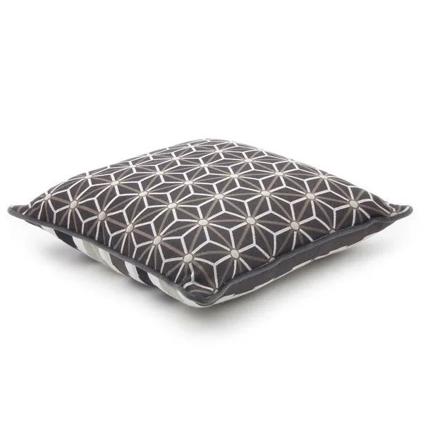ECLECTIC MIX CARRE' CUSHION