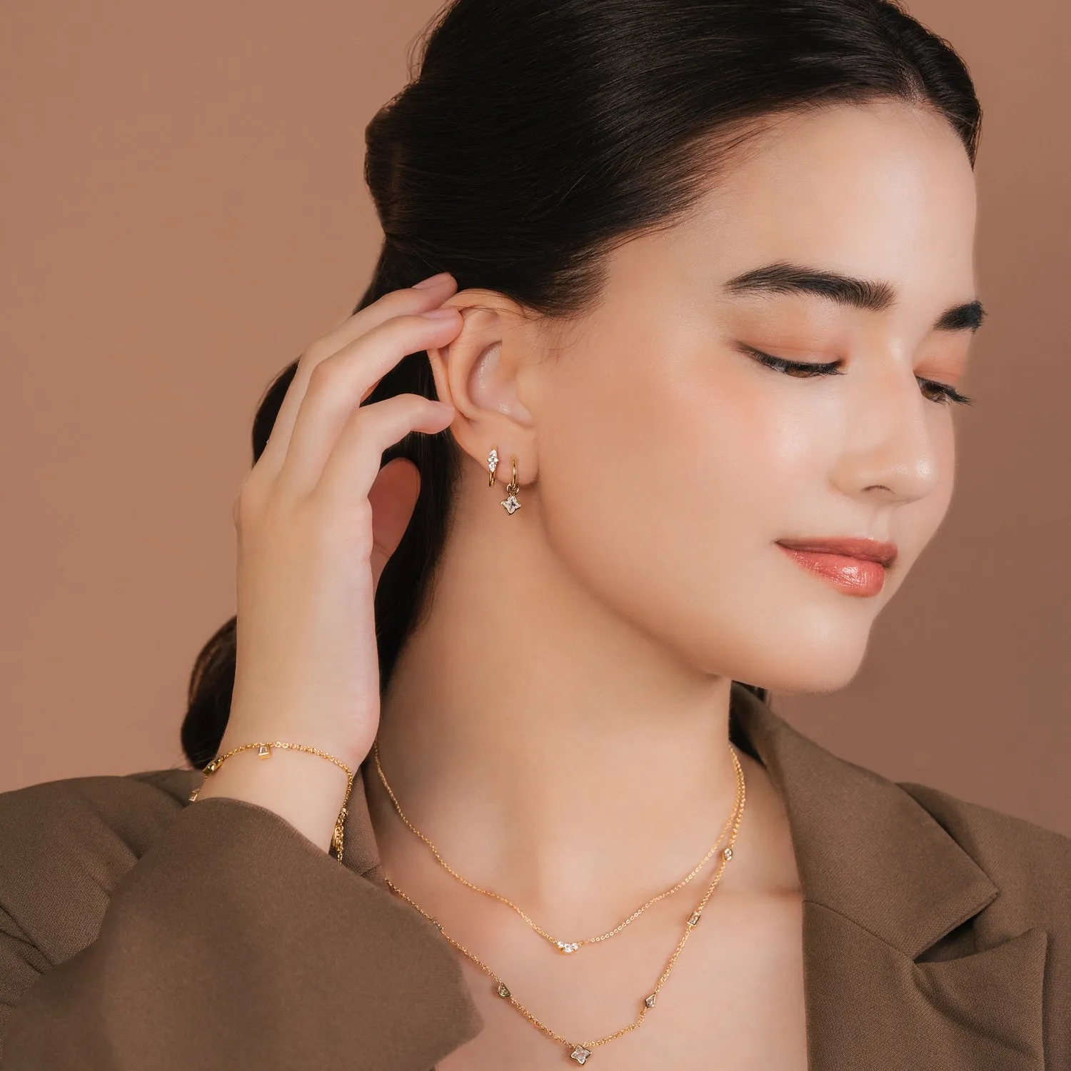 Gold Chiara Huggies